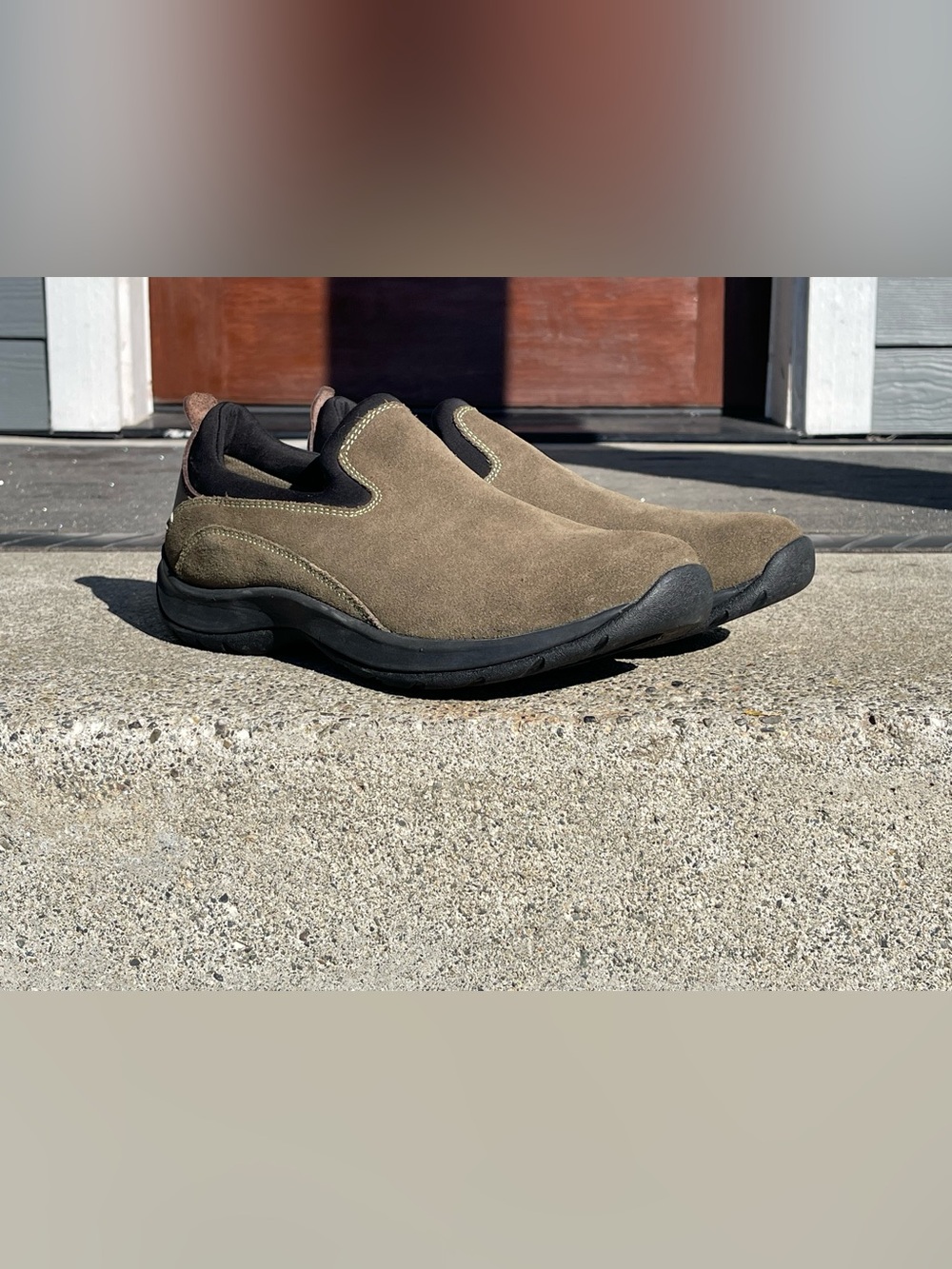 Lands’ End Men’s 9.5 B Brown Suede Slip On Shoes Casual Walking Loafers